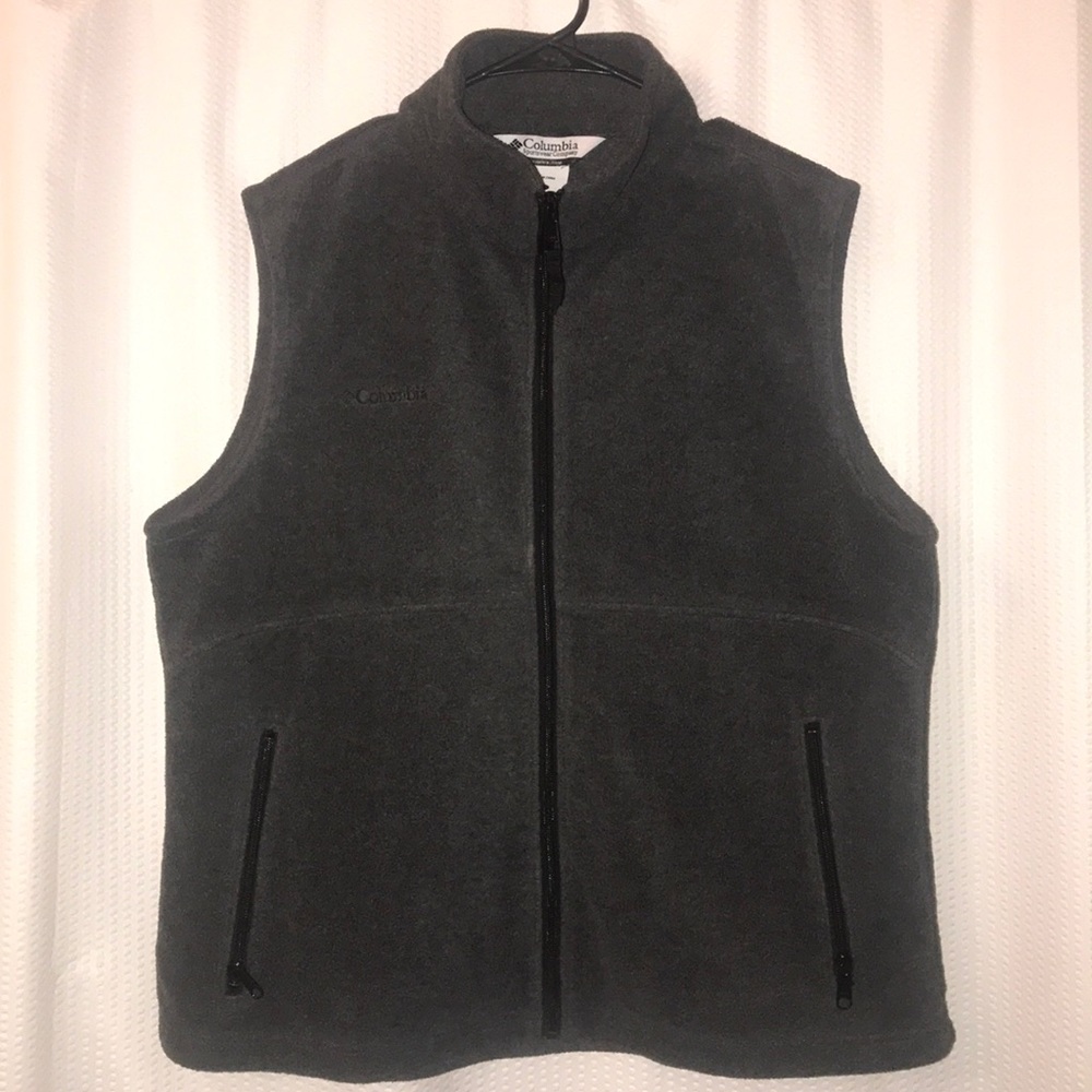 Charcoal grey Columbia fleece vest